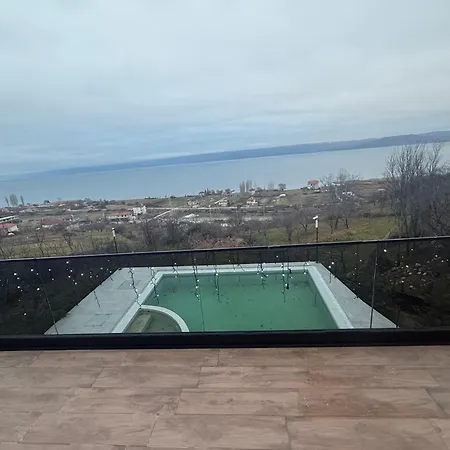 Апартаменты Bella Vista Поградец