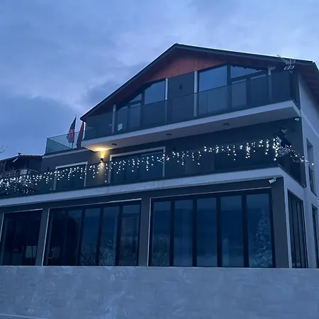 Bella Vista