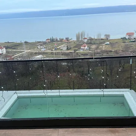 Bella Vista *